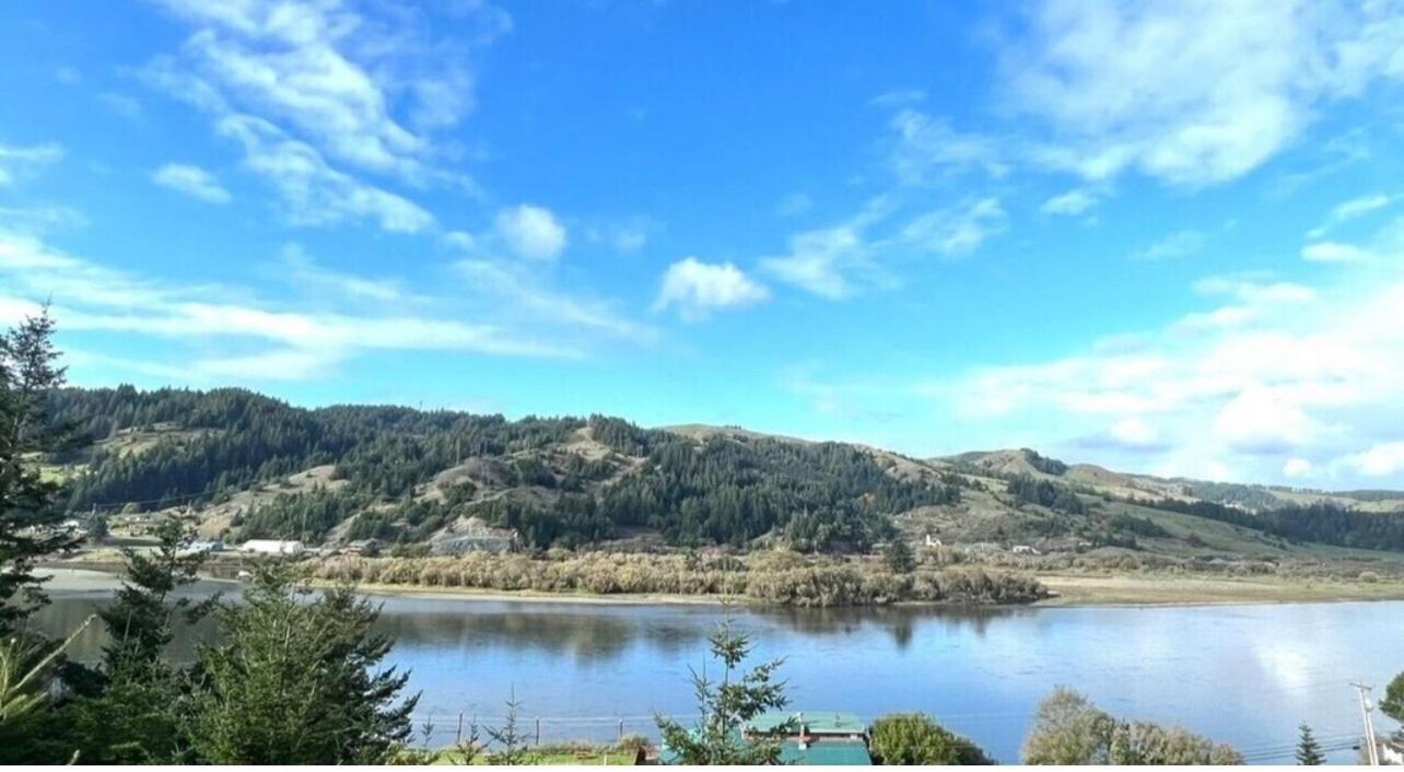 Rogue River Landing Resort Gold Beach Eksteriør bilde